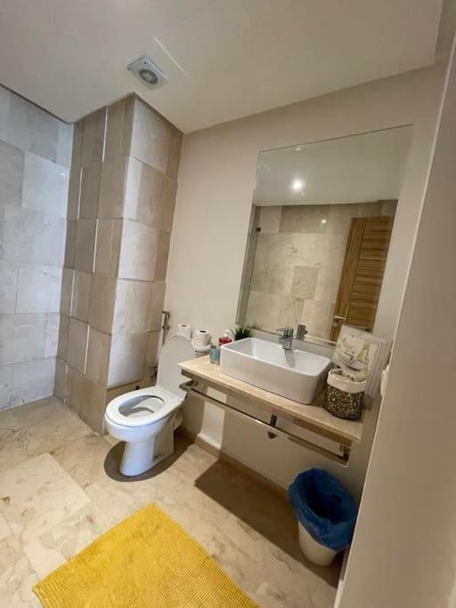 Chic & Cosy Flat Near Airport Lockbox Fast Wifi Apartment Nouaceur Luaran gambar
