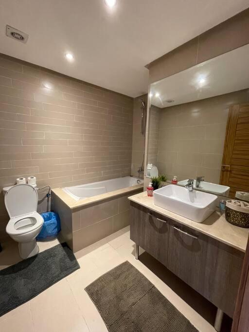 Chic & Cosy Flat Near Airport Lockbox Fast Wifi Apartment Nouaceur Luaran gambar